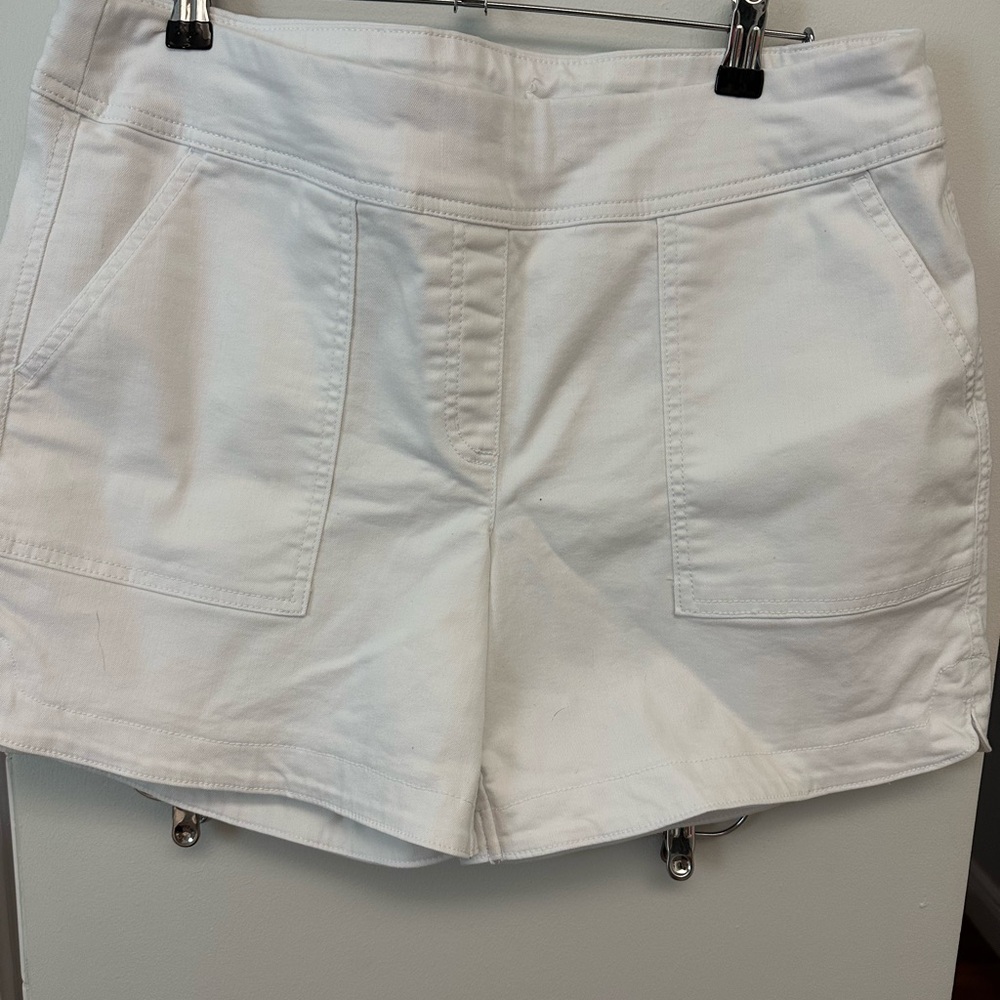 Westbound Women's Cream Cargo Shorts